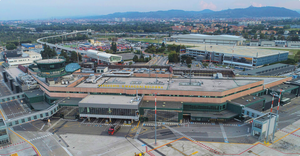 FlyLili - Bologna International Airport